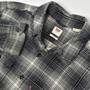 Levi's Standard Fit Plaid Flannel Overshirt Men's Large Black White 100% Cotton